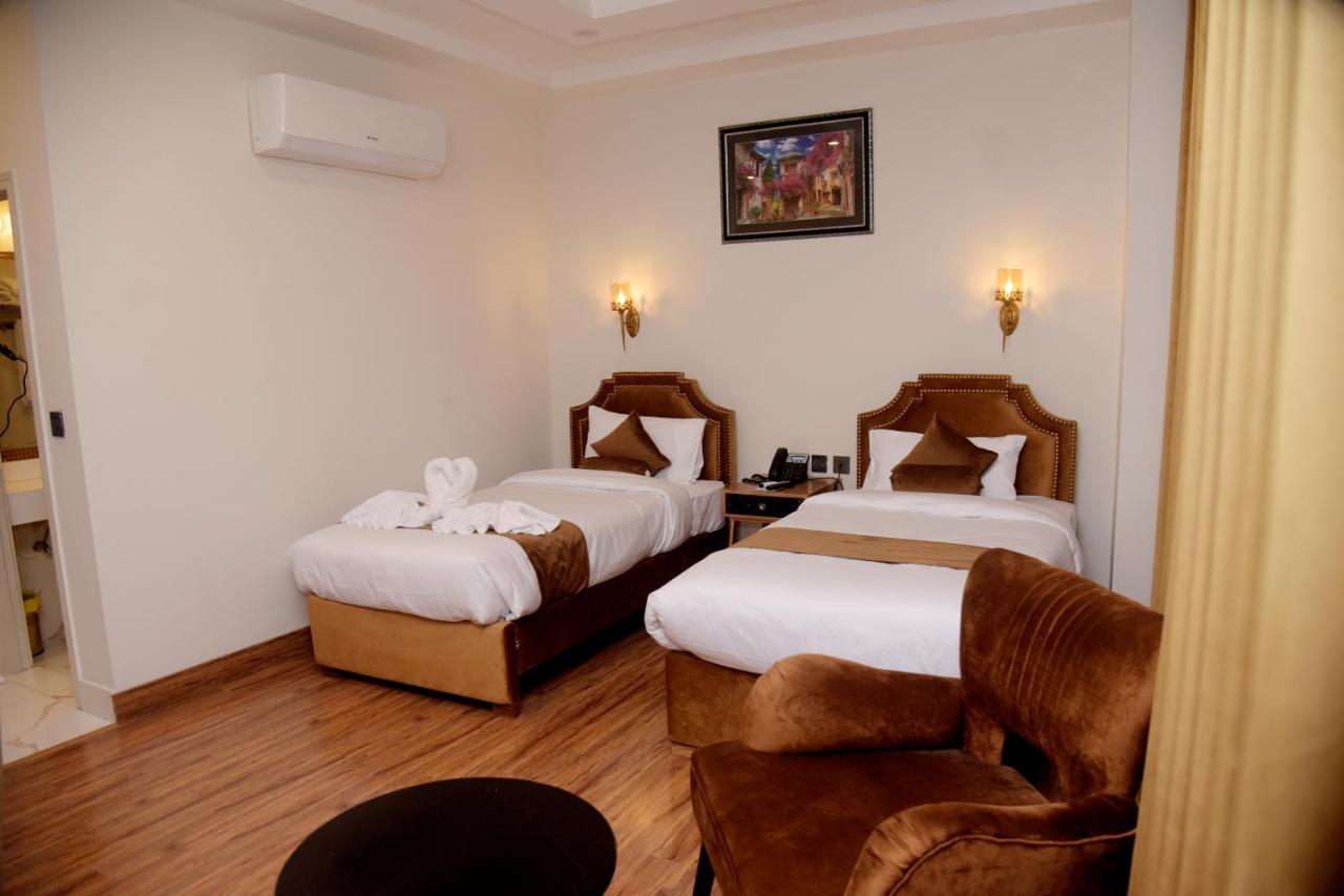 לאהור The Rich Hotel & Apartments מראה חיצוני תמונה