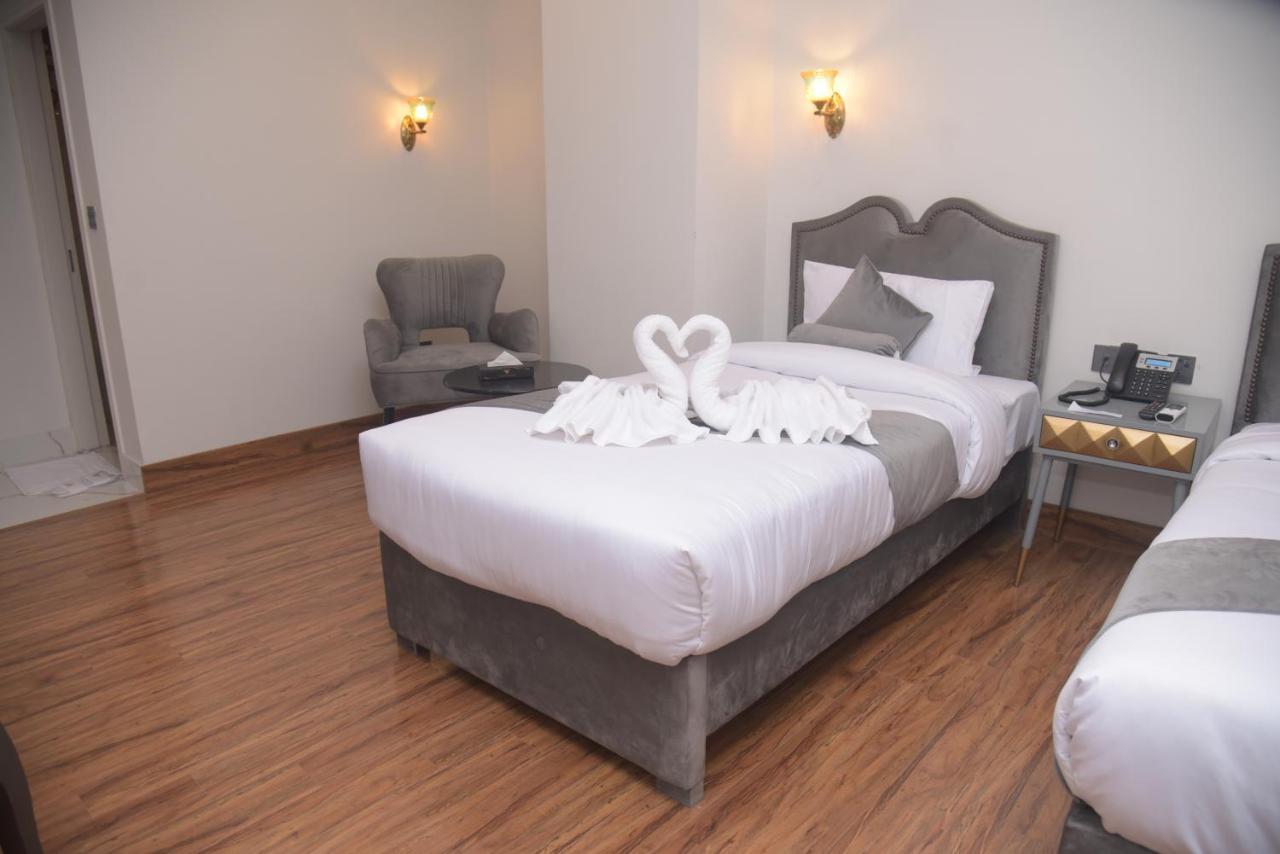 לאהור The Rich Hotel & Apartments מראה חיצוני תמונה