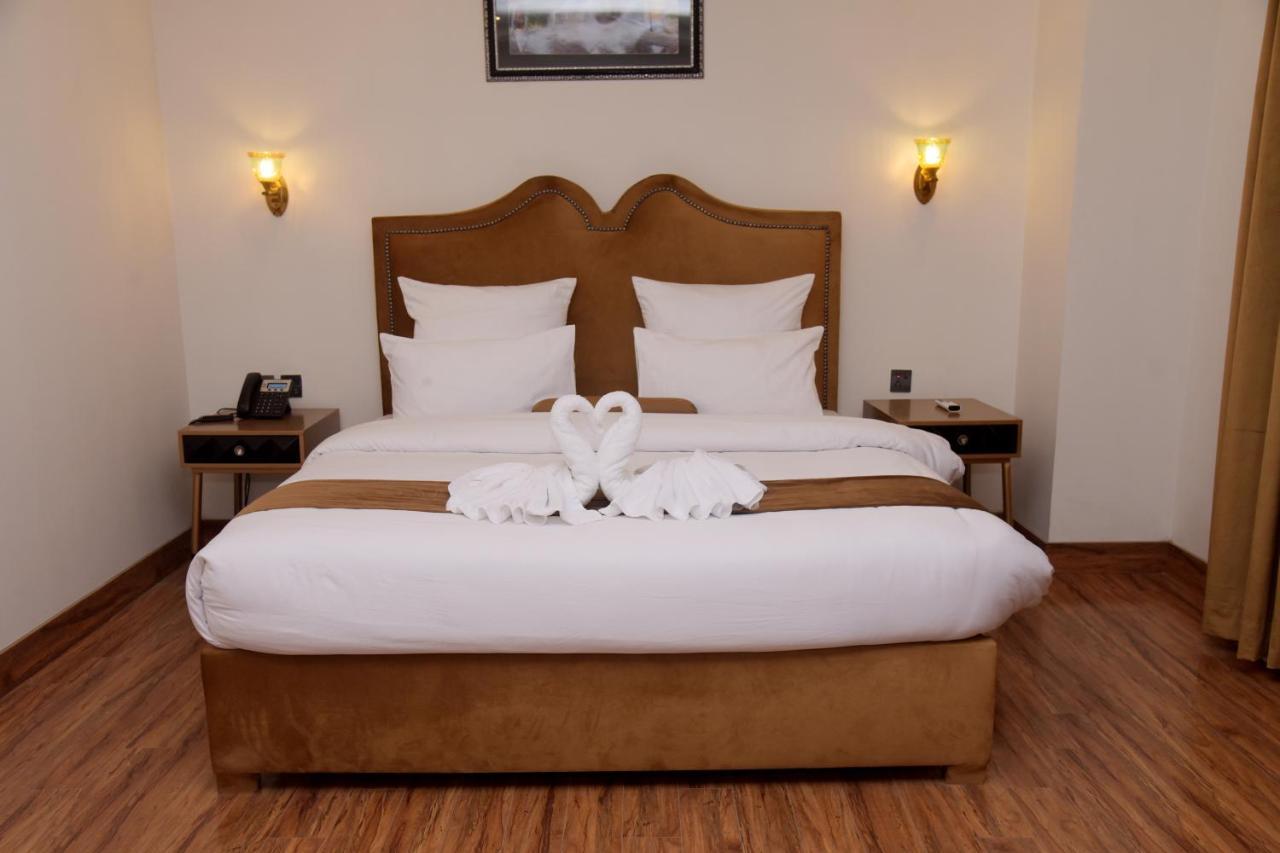 לאהור The Rich Hotel & Apartments מראה חיצוני תמונה