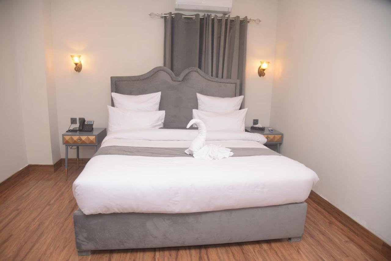 לאהור The Rich Hotel & Apartments מראה חיצוני תמונה