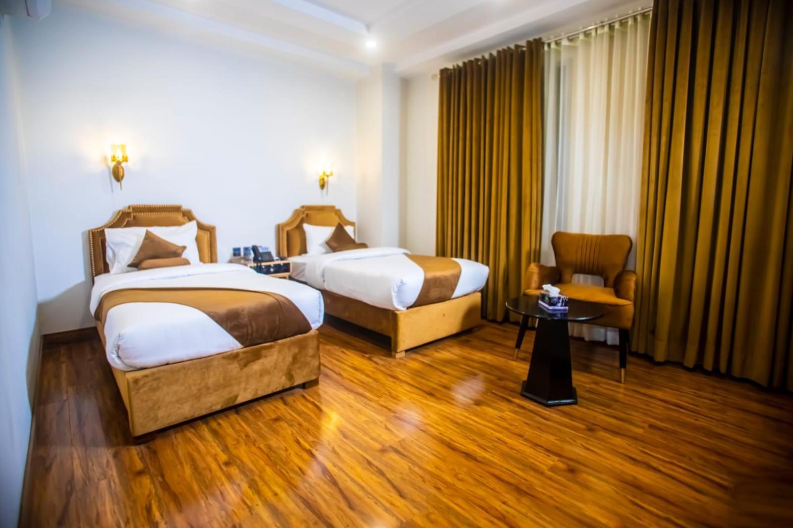 לאהור The Rich Hotel & Apartments מראה חיצוני תמונה