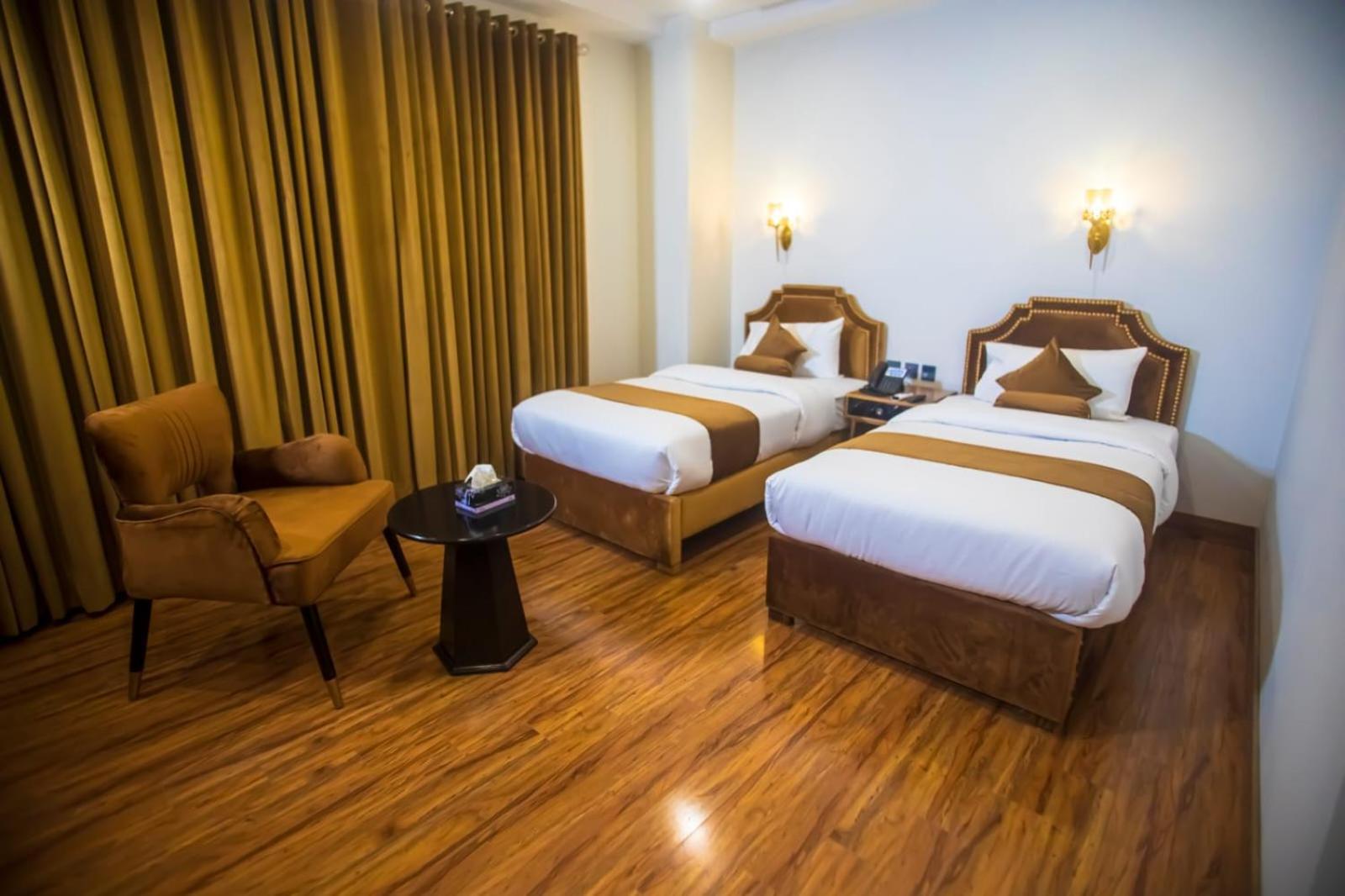לאהור The Rich Hotel & Apartments מראה חיצוני תמונה