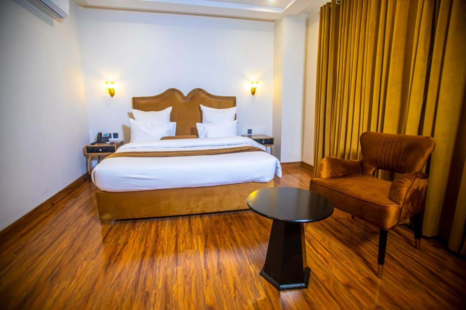 לאהור The Rich Hotel & Apartments מראה חיצוני תמונה