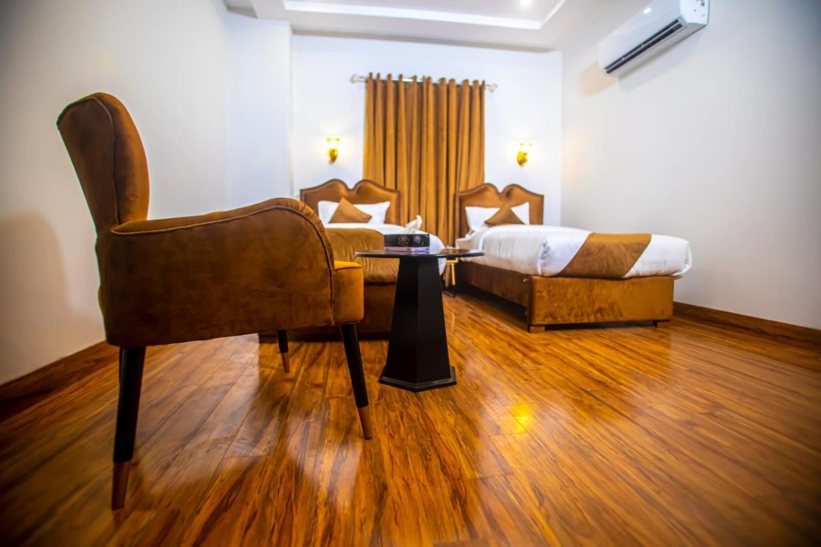 לאהור The Rich Hotel & Apartments מראה חיצוני תמונה