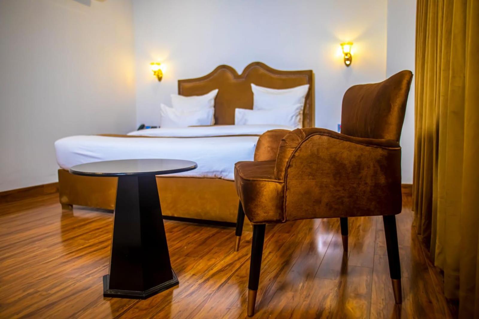 לאהור The Rich Hotel & Apartments מראה חיצוני תמונה