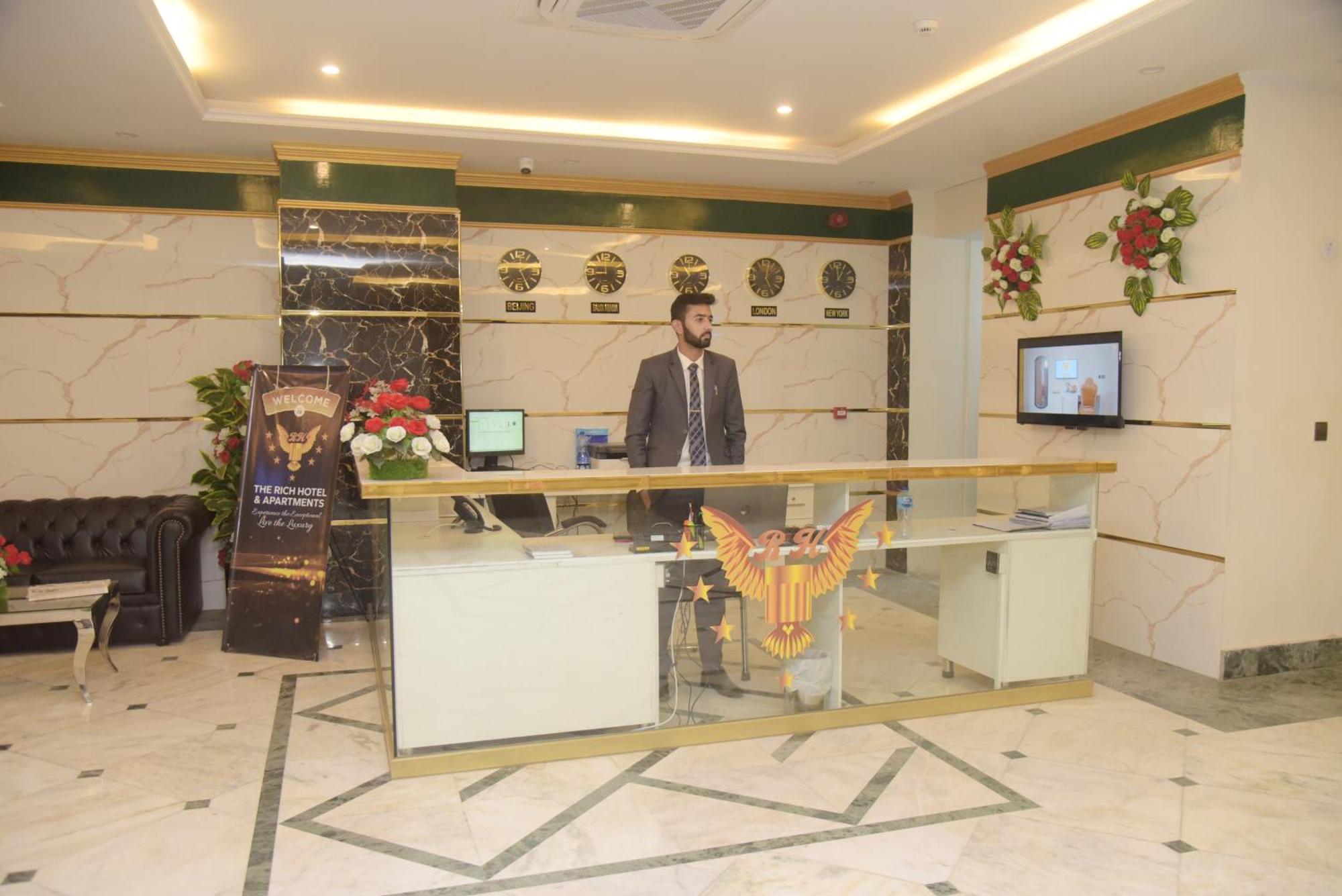 לאהור The Rich Hotel & Apartments מראה חיצוני תמונה