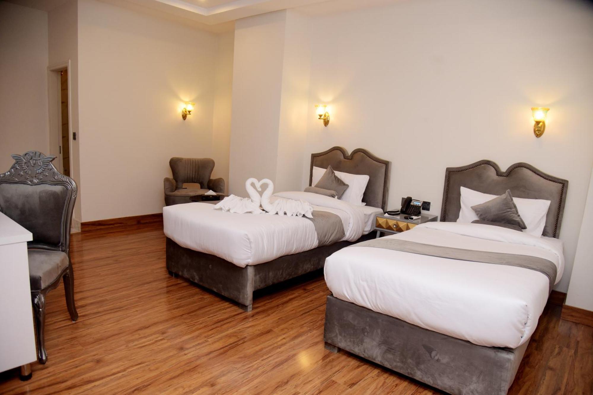 לאהור The Rich Hotel & Apartments מראה חיצוני תמונה